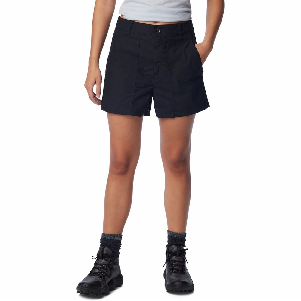 Columbia Holly Hideaway Washed Out 5" Short Womens 12 Black Utility Patch Pocket
